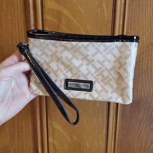 Tommy Hilfiger clutch